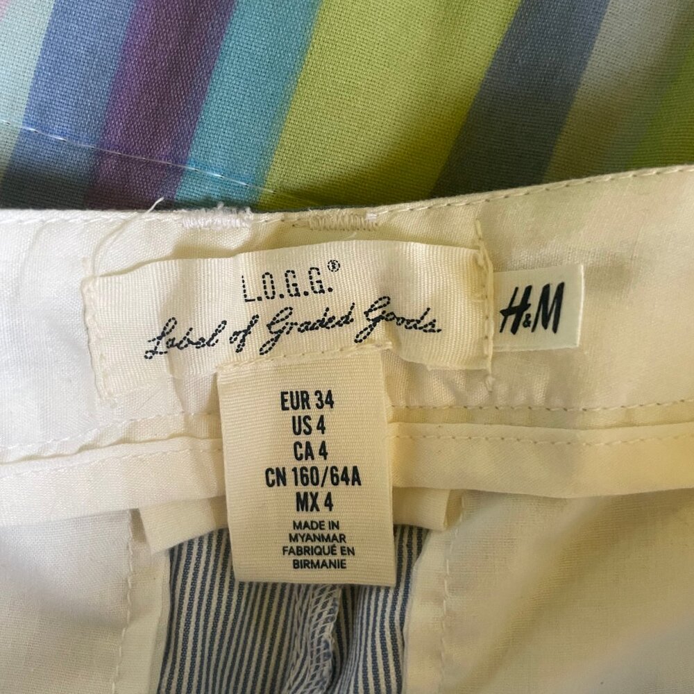 H&M Blue and White Striped Shorts Size 4 - Picture 5 of 5